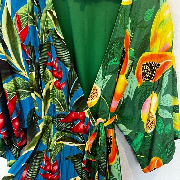 Farm Rio papayas and ginger wrap dress Small - Picture 3 of 5